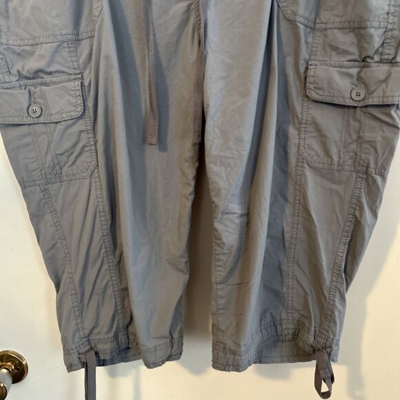 Lot of 2 St Johns Bay Women 24W Blue & Black  Capri MidRise Adj Drawstrings - Picture 9 of 14